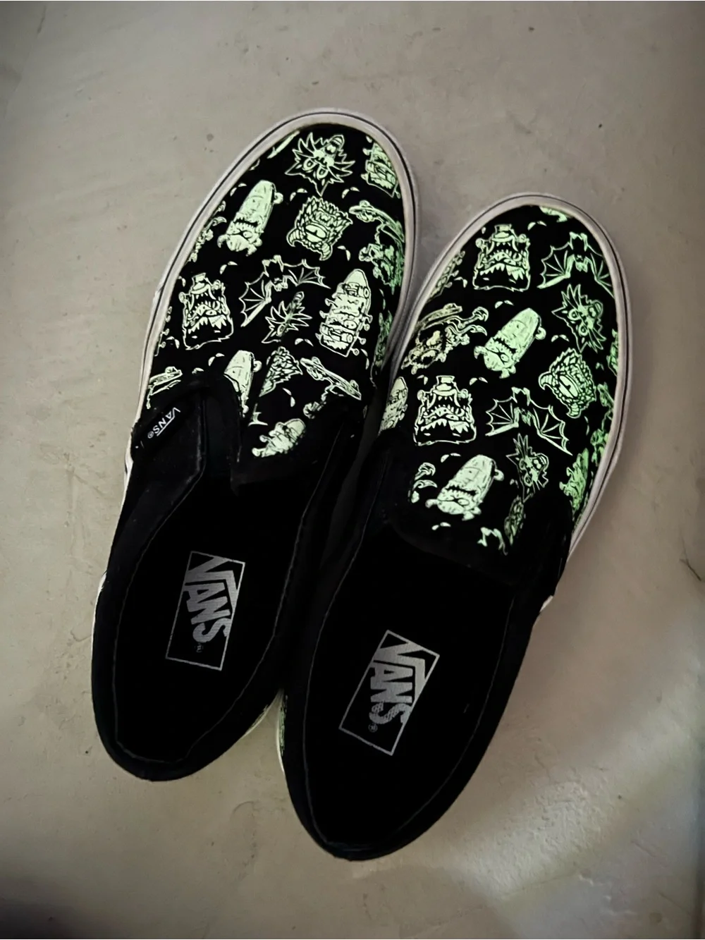 Rare Glow In The Dark Vans Spooky Halloween Slip On Cat Monster Bat 2.5 Shoe